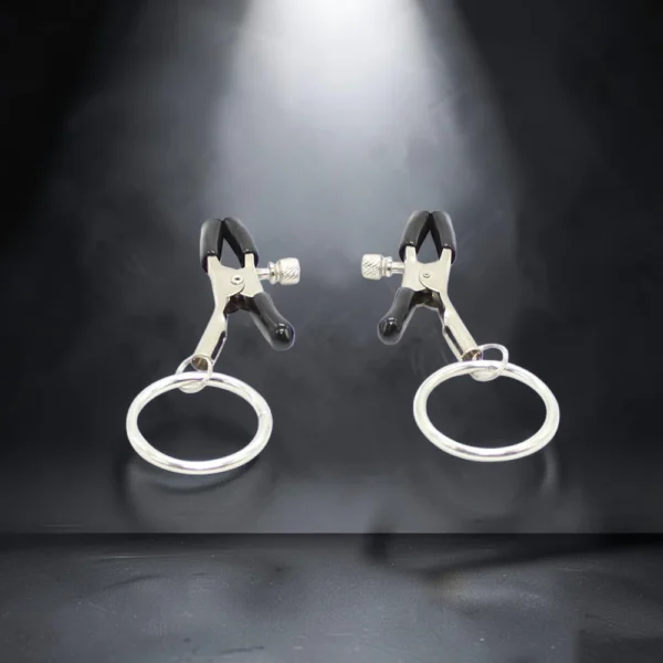 Ring Clamps | Σφιγκτήρες Θηλών με Μεταλλικούς Κρίκους — για εσένα που ξέρεις ότι η πίεση στο σωστό σημείο αλλάζει τα πάντα