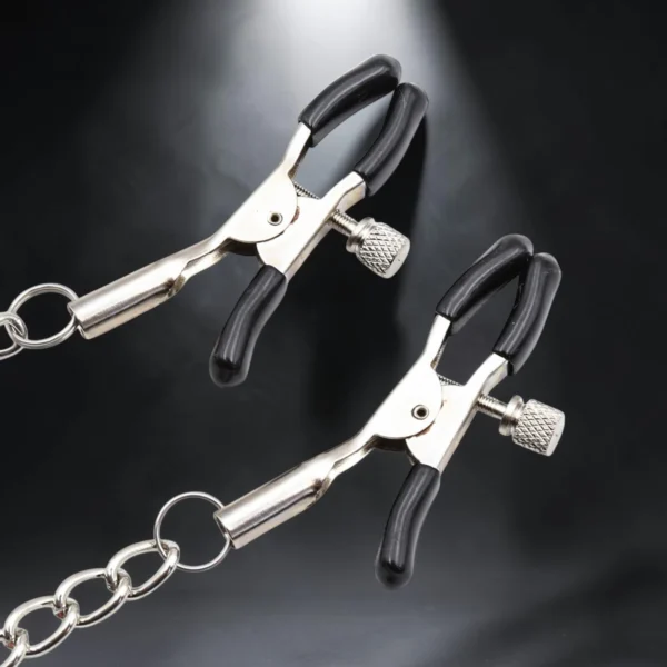 Gag & Clamps Set | Σετ Φίμωτρο με Σφιγκτήρες Θηλών — για εσένα που θέλεις να ελέγχεις τα πάντα ταυτόχρονα