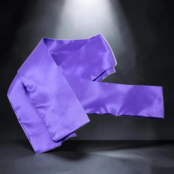 Purple Veil Set | Σατέν Κορδέλα & Μάσκα — για εκείνες τις βραδιές που θέλεις να αλλάξεις τα πάντα με δύο κινήσεις