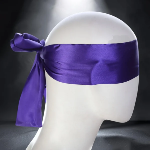 Purple Veil Set | Σατέν Κορδέλα & Μάσκα — για εκείνες τις βραδιές που θέλεις να αλλάξεις τα πάντα με δύο κινήσεις