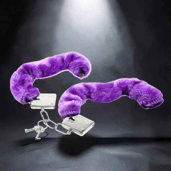 Fur Cuffs | Χειροπέδες με Γούνα — για εσένα που θέλεις να κρατήσεις κάποιον εκεί που πρέπει
