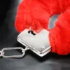 Red Fur Cuffs | Μεταλλικές Χειροπέδες με Γούνα — για εσένα που θέλεις το μέταλλο να έχει χάδι