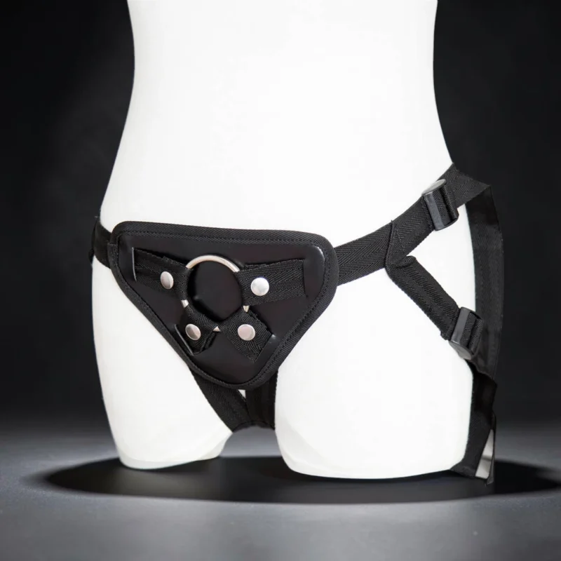 Strap On Adjustable | Ρυθμιζόμενη Ζώνη με Κρίκο που Αλλάζει — για εσένα που θέλεις τον πλήρη έλεγχο της εμπειρίας